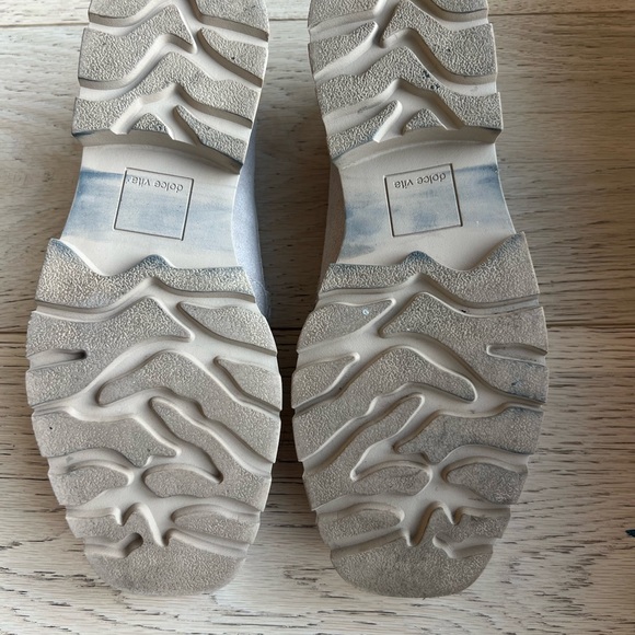 Like New - Trendy Dolce Vita Tan Loafers for Women - Picture 7 of 8